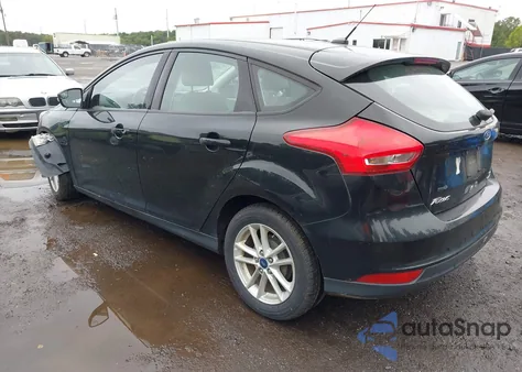 2016 Ford Focus Se z USA, uszkodzony, nr VIN 1FADP3K27GL357168